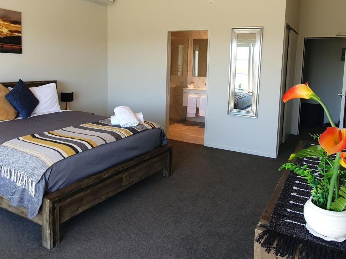 Pukaki Air Lodge تويزل المظهر الخارجي الصورة